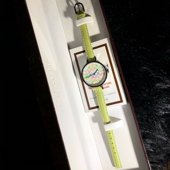 Coach Watch - Picture 2 of 3